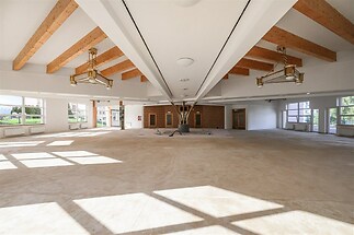 Rozsáhlý nebytový prostor se zázemím, zahradou a terasou v klidné části Chodova