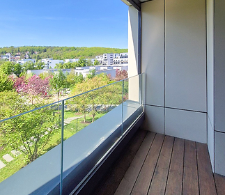 balconyc.jpg
