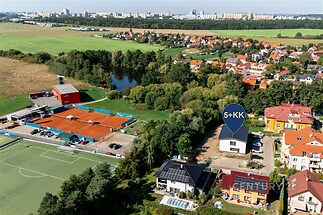 Pohled dron na dům_JJZ_s vyznačením domu_raw