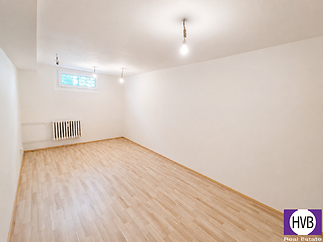 chatgpt-image-17.5.2026-23-56-23.png