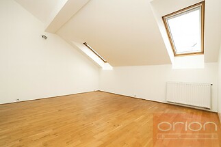 Change the green wal (002).jpg