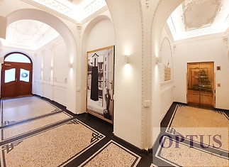 house-entrance-hall-xmasc.jpg