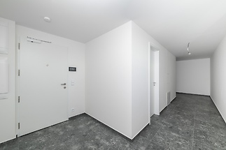 060_Ahoj_271_Social 2048px