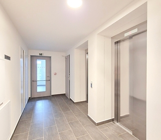 house-halway-lift.jpg