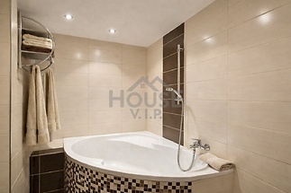 29EC665A-4680-43BF-8DDB-01A0EB9A1006