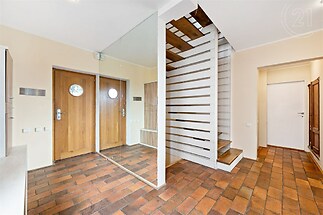 schodiště/hala