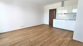 Pohled na kuchyňskou linku