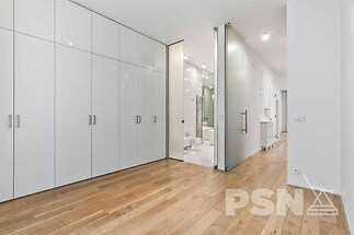 Krásný byt s terasou u Jiřího z Poděbrad