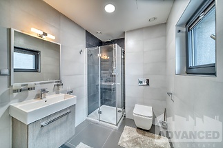 koupelna u hl.ložnice