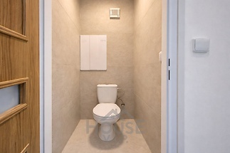 4DA22258-02BE-46B7-B946-D31CDBCF1D02