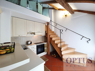 10-kitchen.jpg