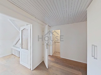 30-Oldrichova-11-06112025_212816