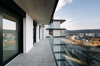 061_Ahoj_271_Social 2048px