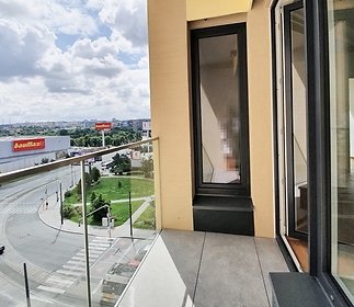 balconyc.jpg