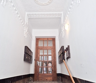 house-hallc.jpg