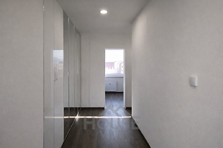 6768C0C6-1A1B-4C5E-A8FE-8E287BA272FC