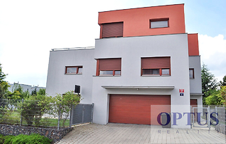 houseb-1.jpg