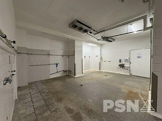 Výrobní hala - Komárovské nábřeží Brno