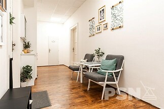 Kanceláře nedaleko centra a vlakového nádraží