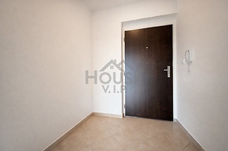 160ACC65-DD5A-45CD-881D-E70FAA2A834B