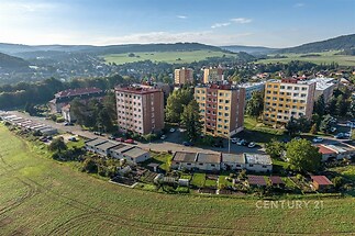 Komárov