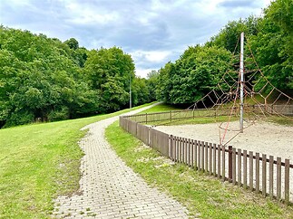 hřiště v parku
