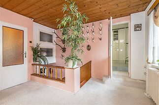 Chodba do koupelny a šatny