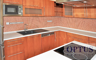 kitchenb-1.jpg