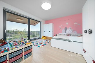 Druhý dětský pokoj s orientací na jih