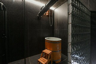 Komerční prostory s terasou o celkové ploše 95,8 m² ve 3. podlaží budovy