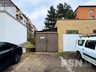 Pronájem garáže a parkovacího stání, Brno