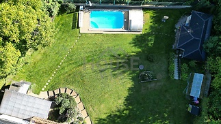 dji_fly_20250918_160222_405_1758204490829_photo