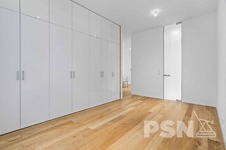 Byt 3+kk, s balkonem u nám. Jiřího z Poděbrad