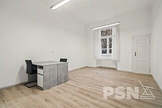 Kanceláře u Heroldových sadů