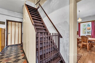 schodiště do 1.patra