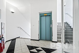 Kanceláře u metra Vysočanská