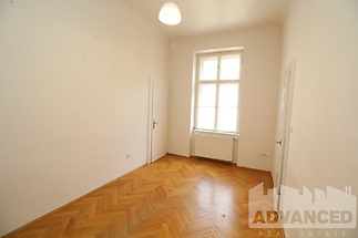 1st bedroom