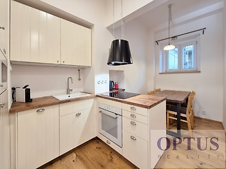 kitchend.jpg