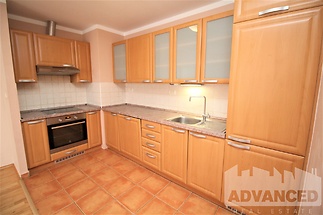Kitchen (2)