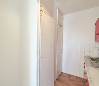 kitchenb.jpg