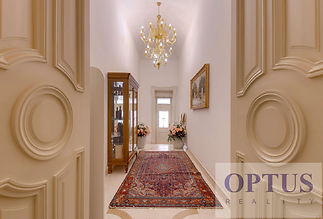 house-entrance-ground-floor.jpg