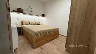 Ložnice přístupná z chodby