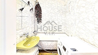 20-Laudova-Bathroom 1
