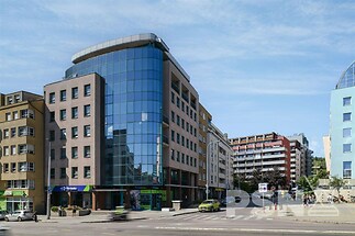 Kanceláře u metra Vysočanská