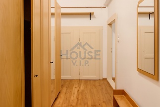 BF8815BE-0903-45CF-8924-5D25F1CA63FA