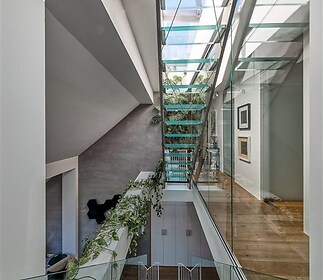 Mezonetový byt se střesní terasou