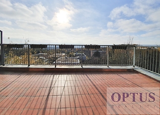 10-terrace1b.jpg