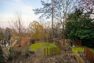 Zahradu designoval Ferdinand Leffler