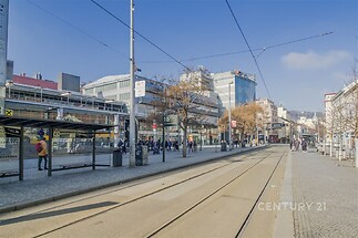 Tramvajová zastávka Anděl