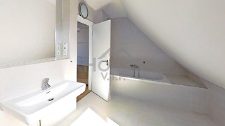 Boleslavska-19057-Bathroom